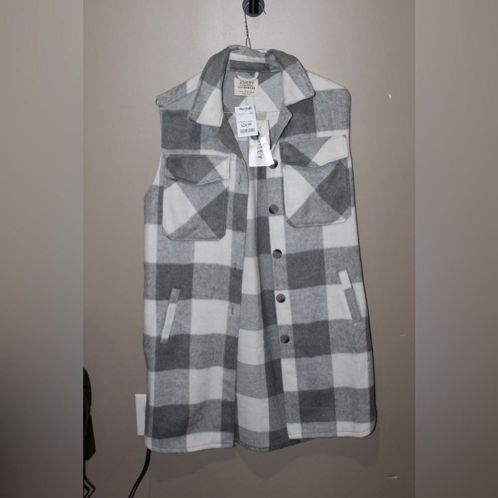 Ashley By 26 International Gray and White Checkered Vest